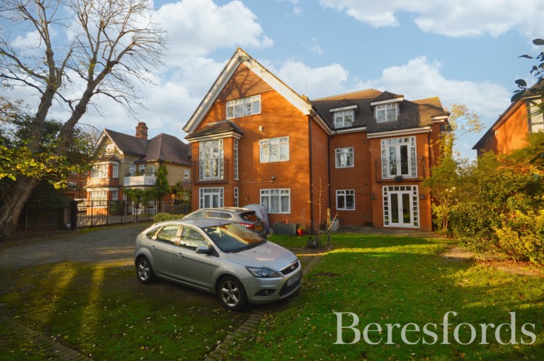 Images for Main Road, 63a Main Road, Gidea Park