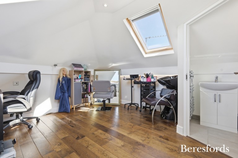 Images for Gidea Park