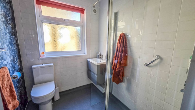 Images for Gidea Park