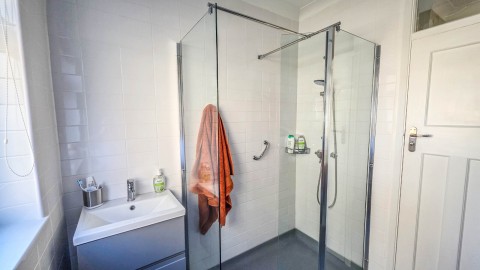 Click the photo for more details of Gidea Park
