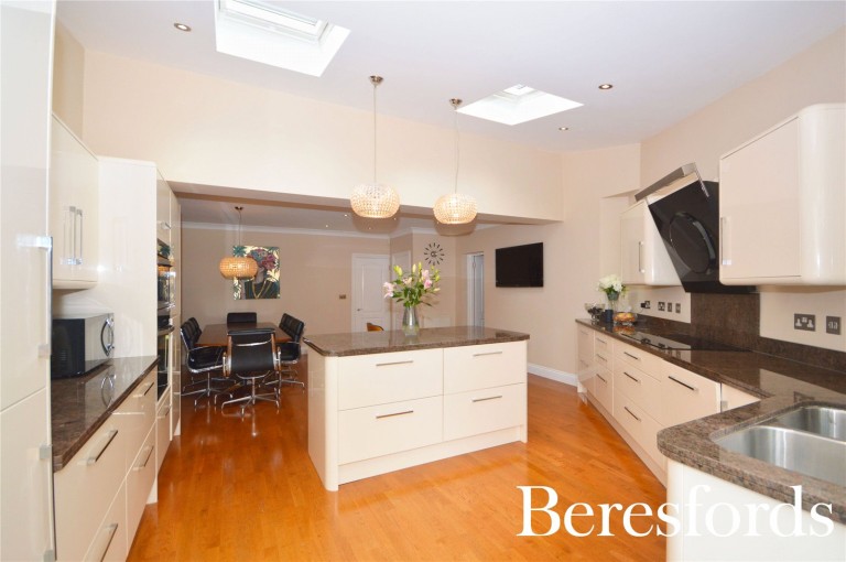 Images for Gidea Park
