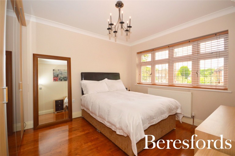 Images for Gidea Park