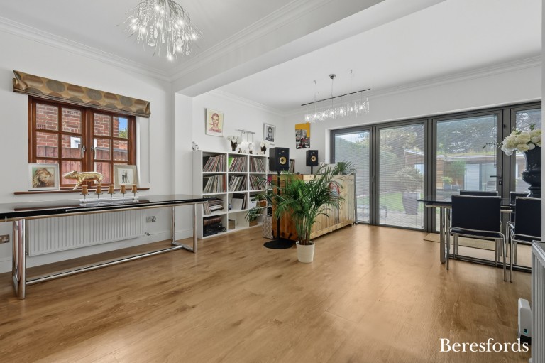 Images for Gidea Park