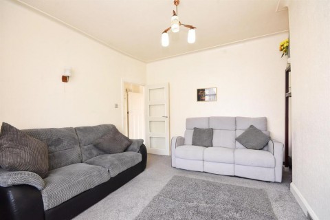 Click the photo for more details of Gidea Park