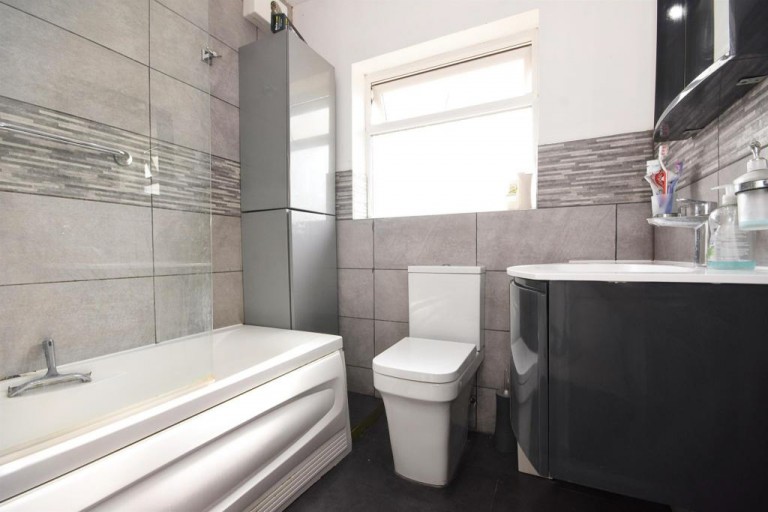 Images for Gidea Park