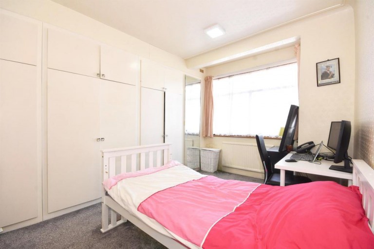 Images for Gidea Park