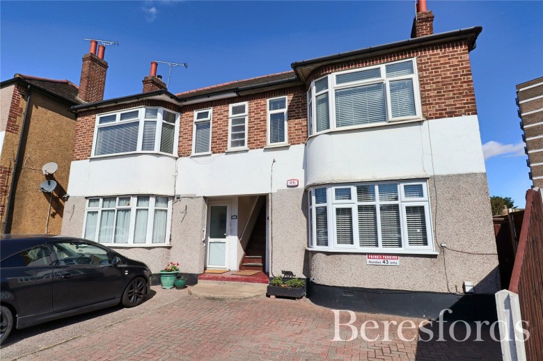 Click the photo for more details of Gidea Park