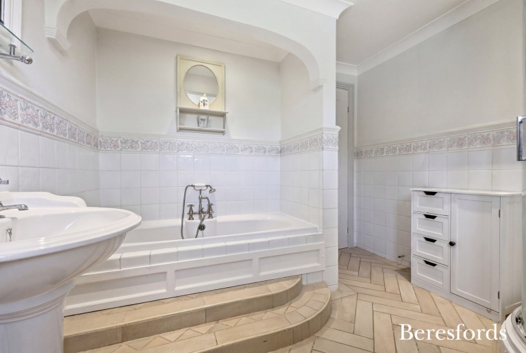 Images for Gidea Park, Romford, Essex