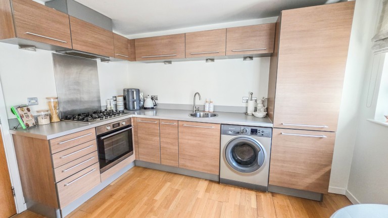 Images for The Railstore, Gidea Park