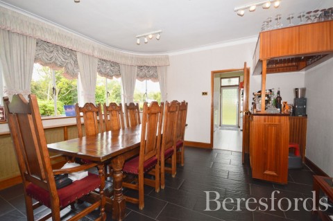 Click the photo for more details of Gidea Park
