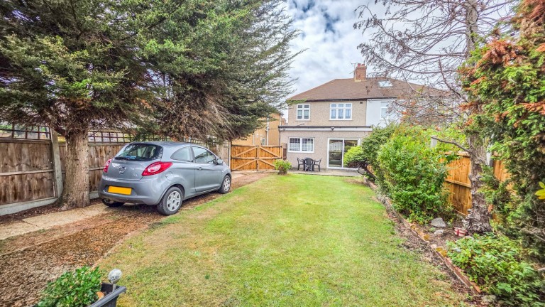 Images for Gidea Park