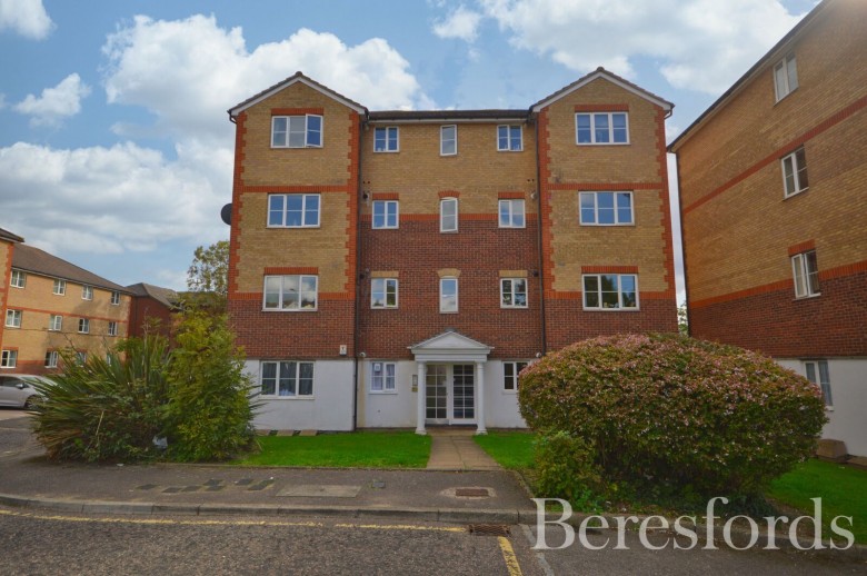 Click the photo for more details of South Street, Romford
