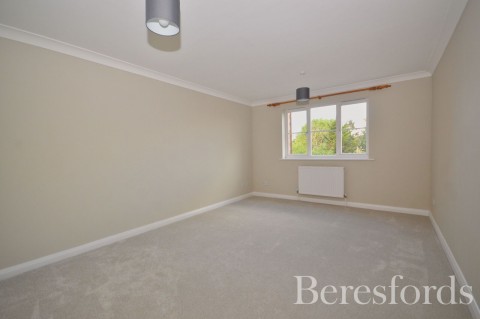 Click the photo for more details of South Street, Romford