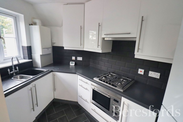 Images for Main Road, 220A Main Road, Gidea Park