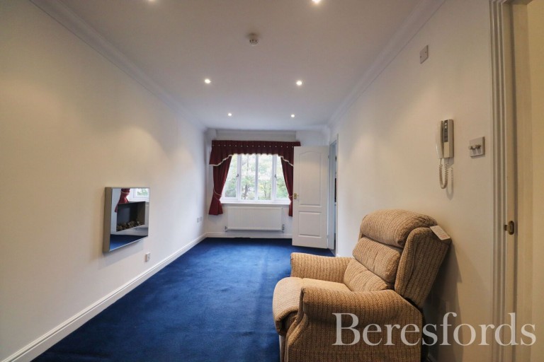 Images for Main Road, 220A Main Road, Gidea Park