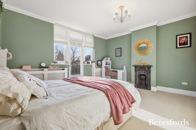 Images for Gidea Park