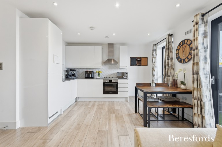 Images for Gidea Park