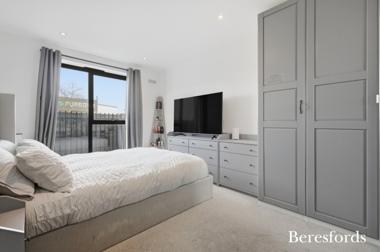 Images for Gidea Park