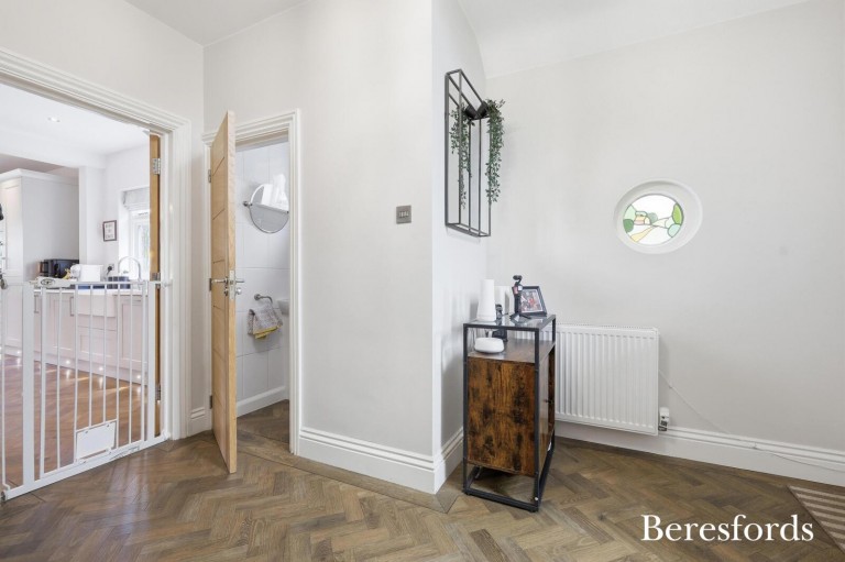 Images for Gidea Park