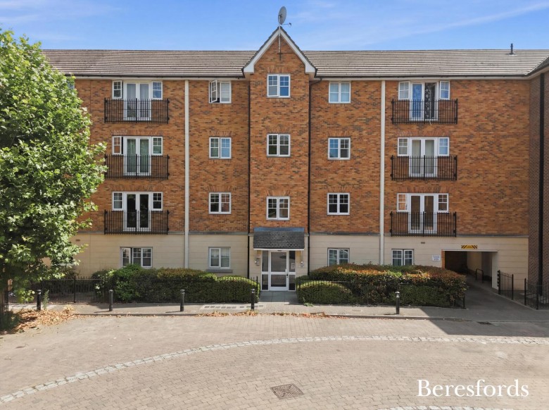 Click the photo for more details of Purfleet-on-Thames, Essex