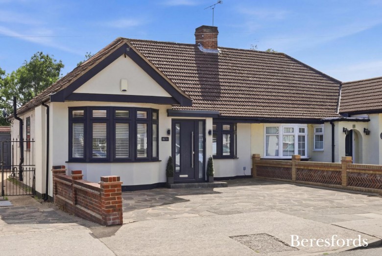 Click the photo for more details of Gidea Park