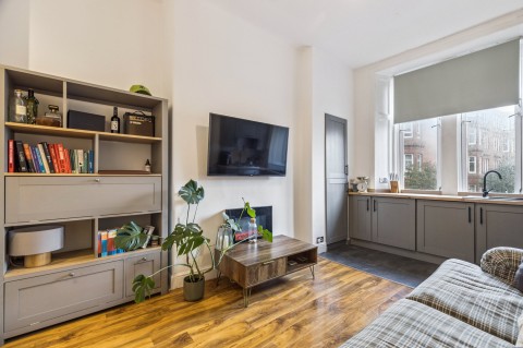 Click the photo for more details of Thornwood, Glasgow