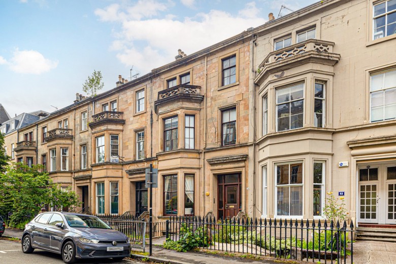 Click the photo for more details of Hillhead, Glasgow