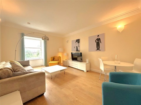 Click the photo for more details of North Kelvinside, Glasgow