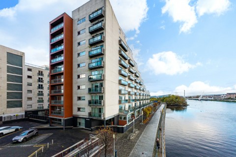 Click the photo for more details of Glasgow Harbour, Glasgow