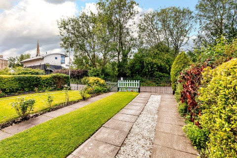 Click the photo for more details of North Kelvinside, Glasgow