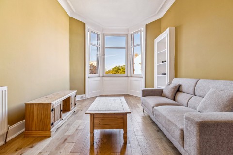 Click the photo for more details of Thornwood, Glasgow