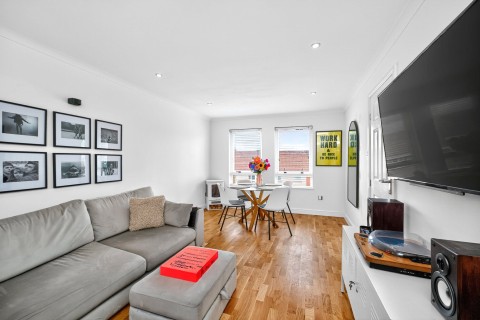 Click the photo for more details of Kelvindale, Glasgow