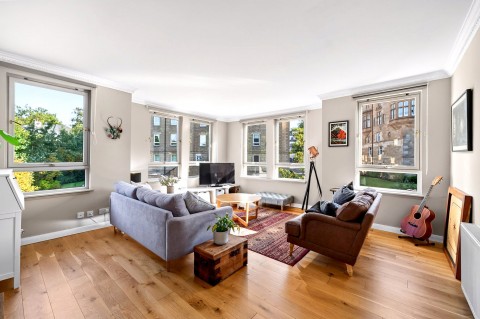 Click the photo for more details of Cleveden, Glasgow