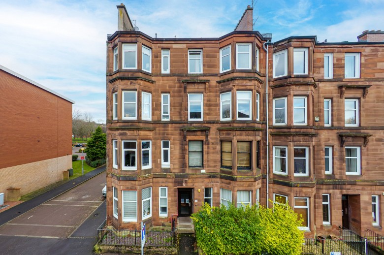 Click the photo for more details of North Kelvinside, Glasgow