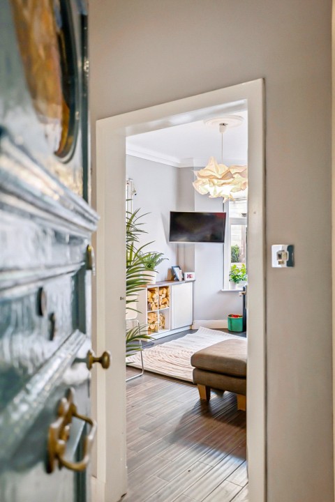 Click the photo for more details of Thornwood, Glasgow