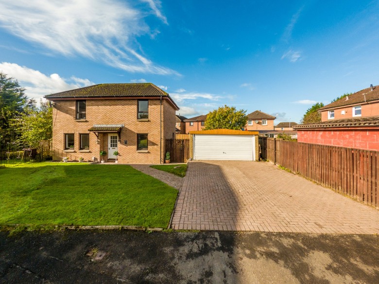 Click the photo for more details of Summerston, Glasgow