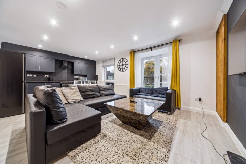 Click the photo for more details of Thornwood, Glasgow