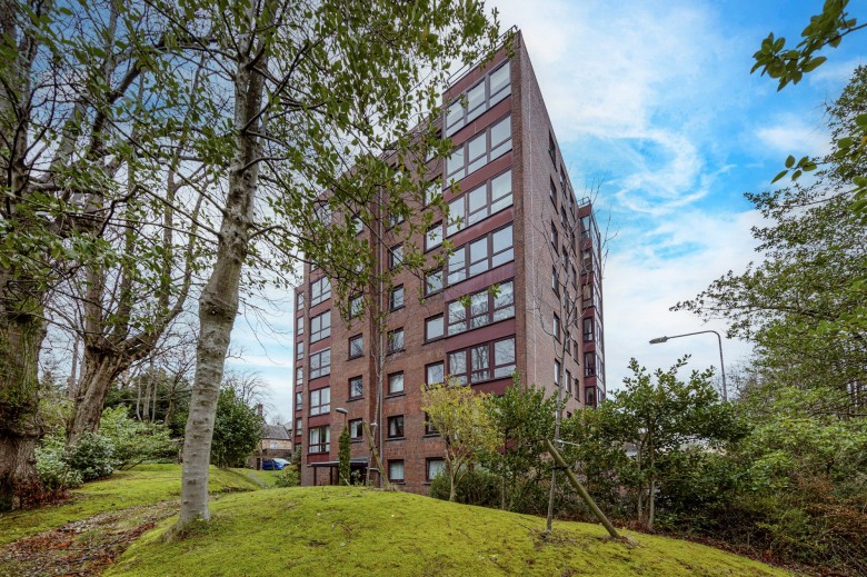 Click the photo for more details of Cleveden, Glasgow