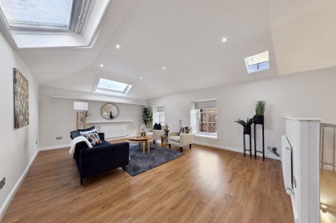 Click the photo for more details of Park, Glasgow