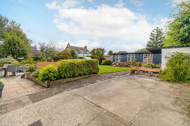 Images for Elderslie, Johnstone