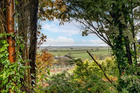 Click the photo for more details of Newton Mearns, Glasgow, East Renfrewshire