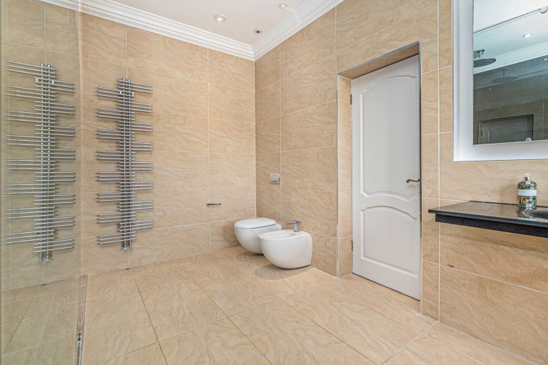 Images for Carmunnock, Glasgow