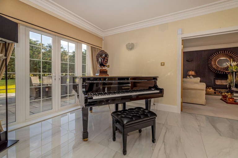 Images for Carmunnock, Glasgow