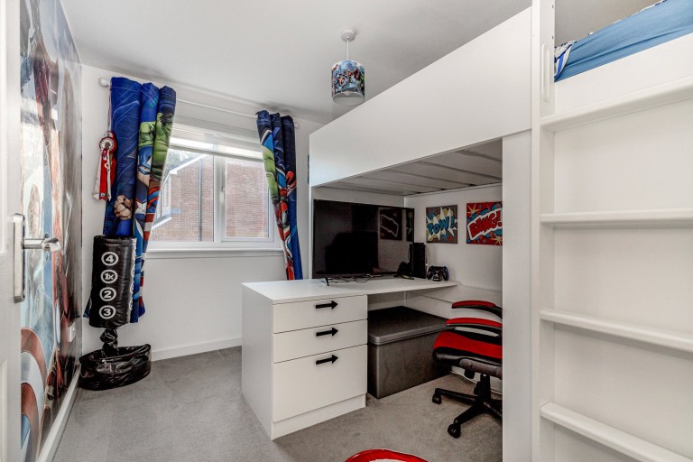 Images for Darnley, Glasgow