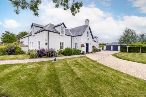 Click the photo for more details of Clarkston, Glasgow, East Renfrewshire