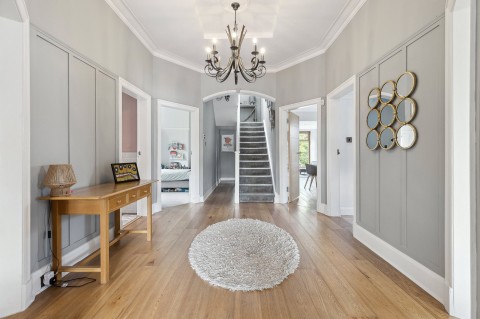 Click the photo for more details of Giffnock, Glasgow, East Renfrewshire