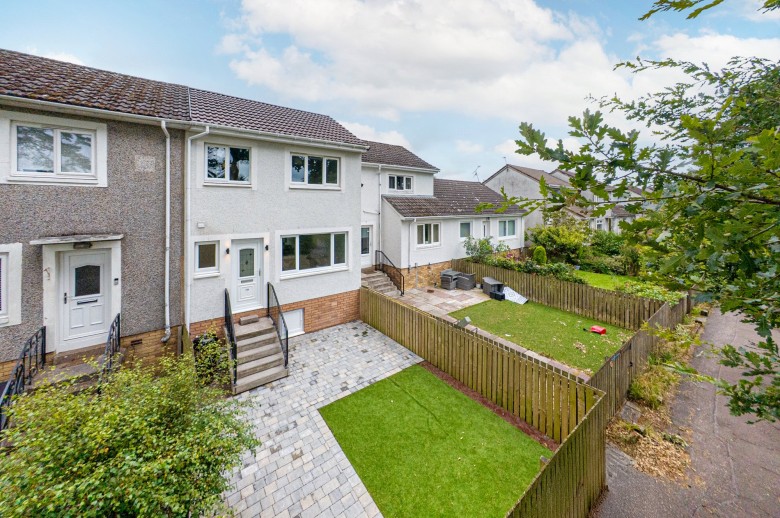 Click the photo for more details of Clarkston, Glasgow, East Renfrewshire
