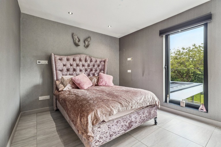 Images for Carmunnock, Glasgow