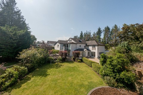 Click the photo for more details of Whitecraigs, Glasgow