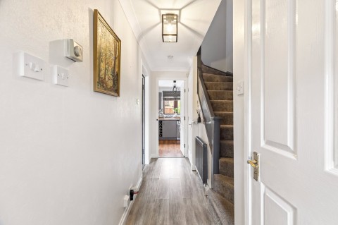 Click the photo for more details of Newton Mearns, Glasgow, East Renfrewshire